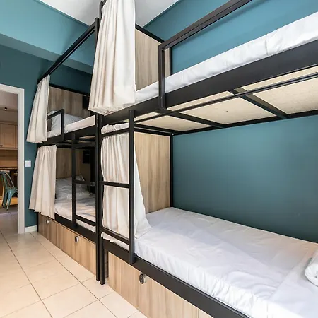 Hostel Walk In Airport *