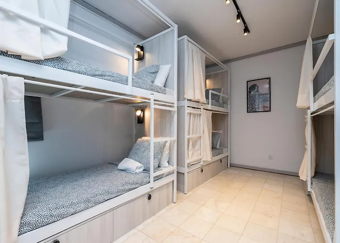 Auberge de jeunesse Walk In Airport